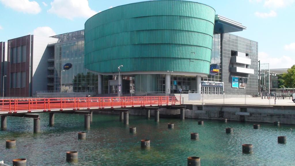 Studio Avec Terrace Docks Strasbourg Exterior photo