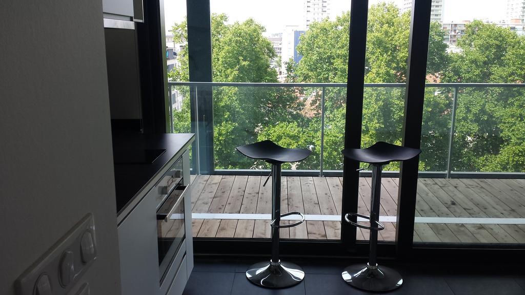 Studio Avec Terrace Docks Strasbourg Exterior photo